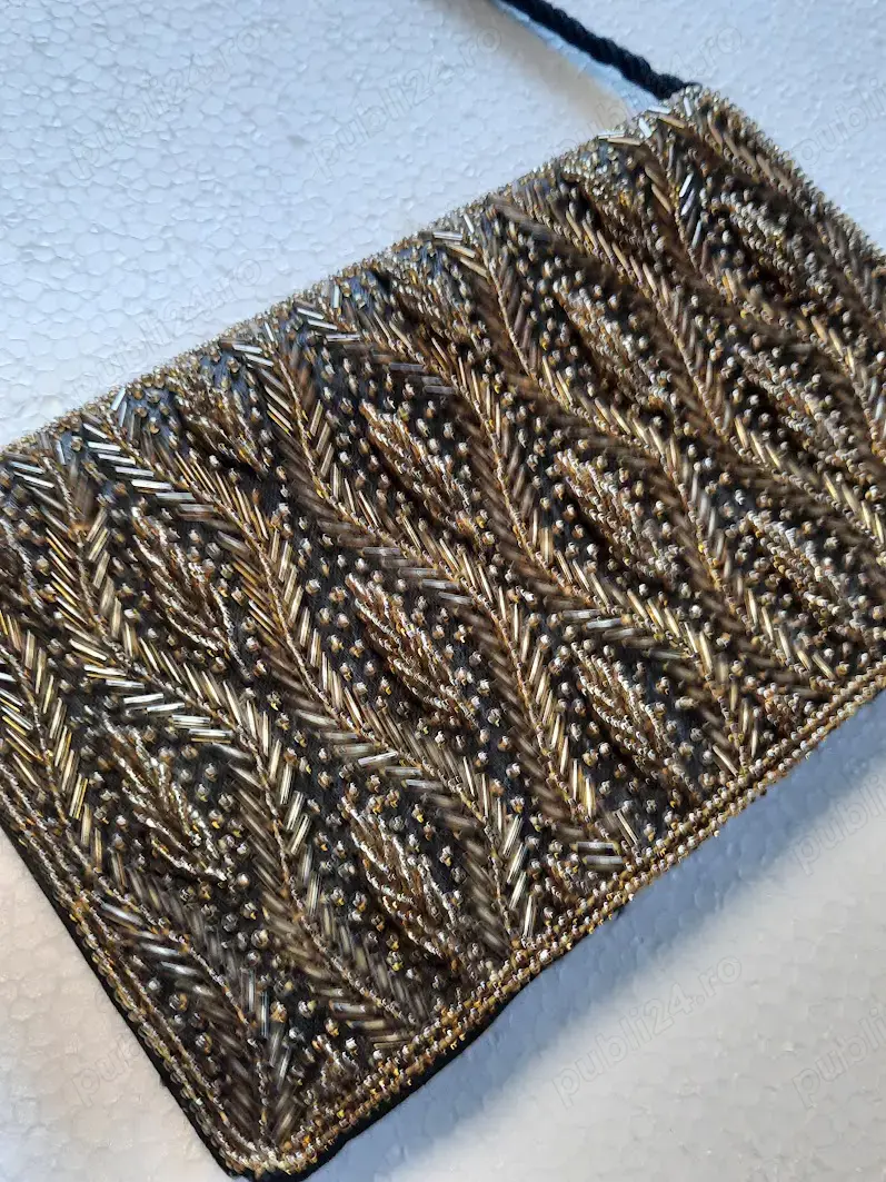 Geantă, poseta de seară din satin negru de epocă