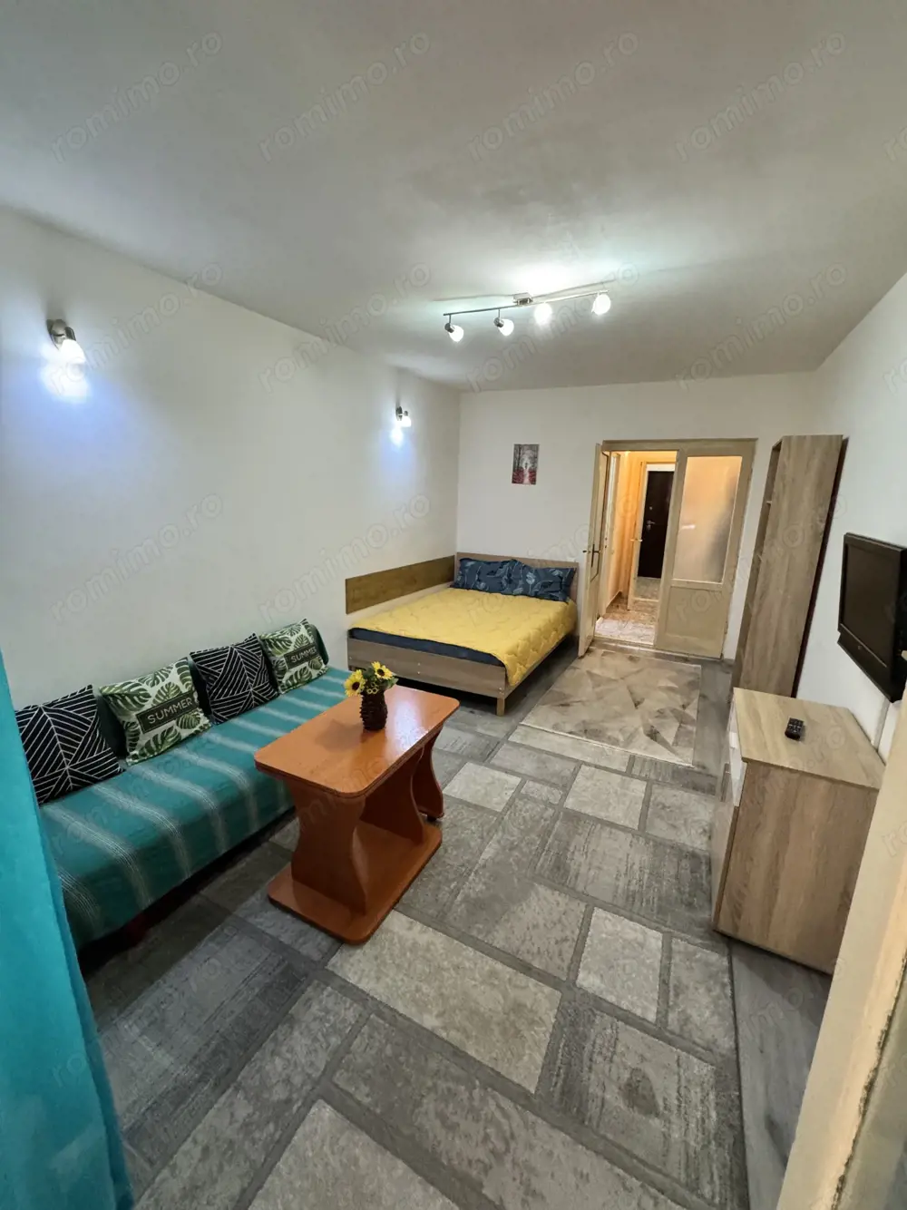 Garsoniera zona Abator