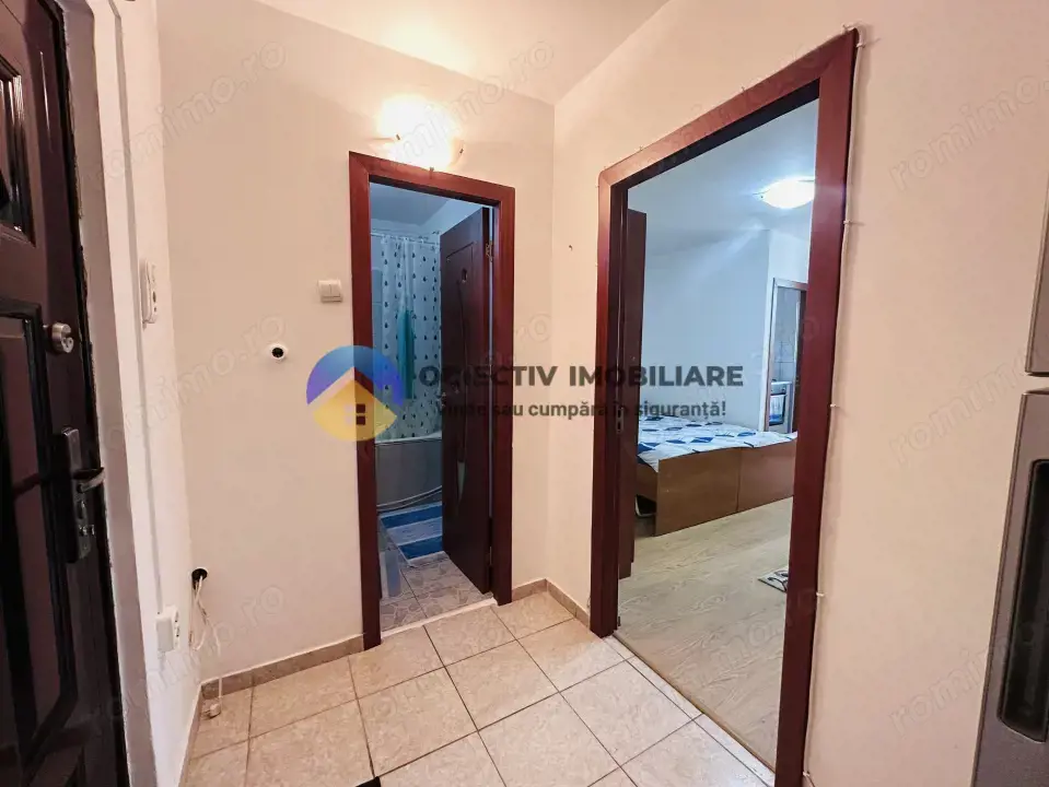 Garsoniera foarte spatioasa cu balcon - ETAJ 2