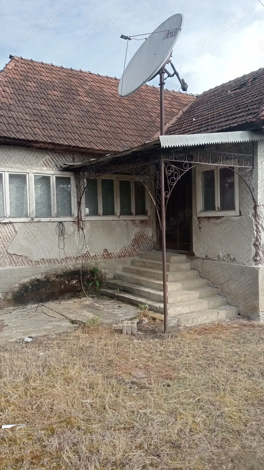 Casa veche de stejar