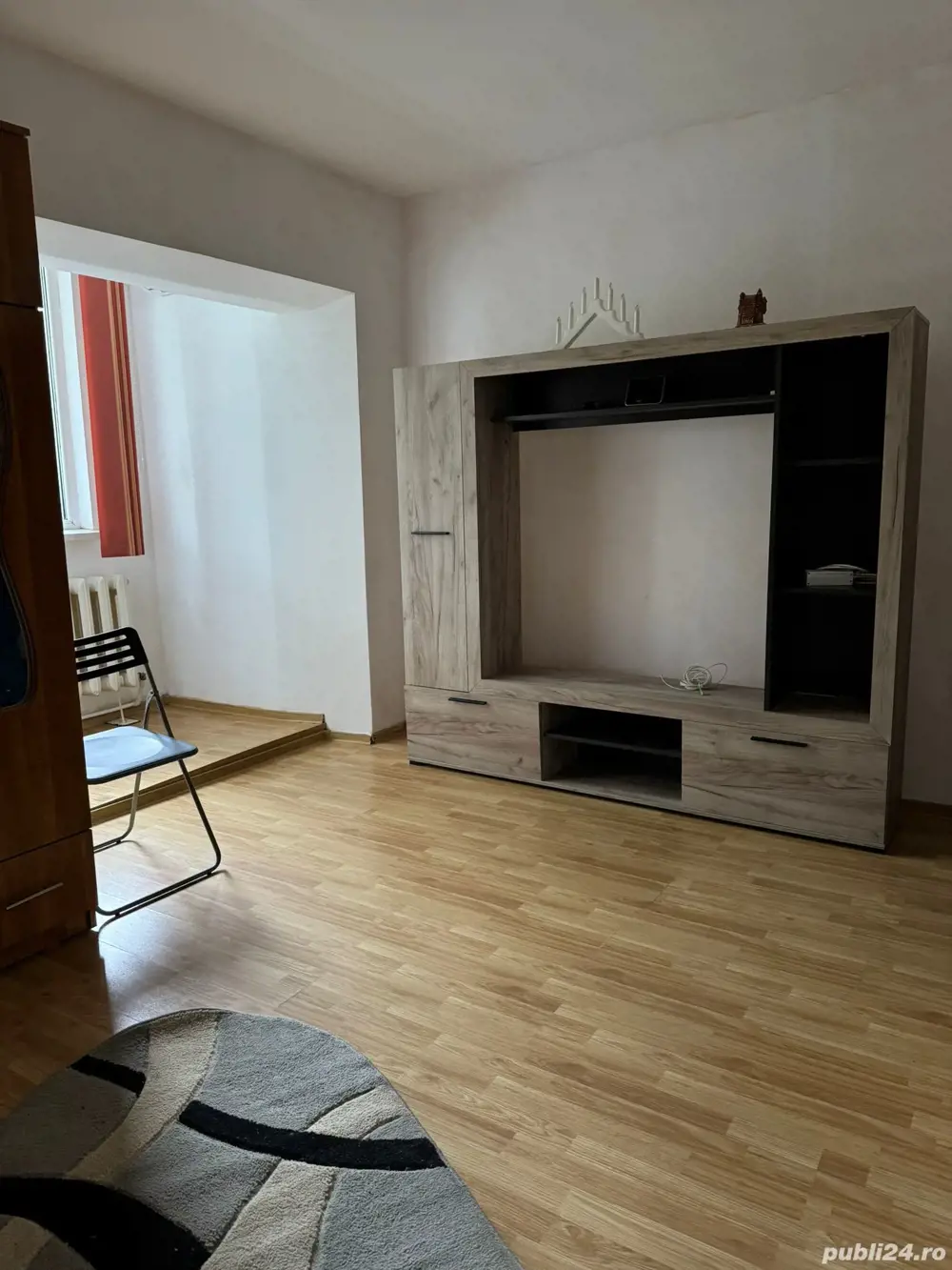 Vand garsonieră in zona Hipodrom, Liceul Panait Cerna