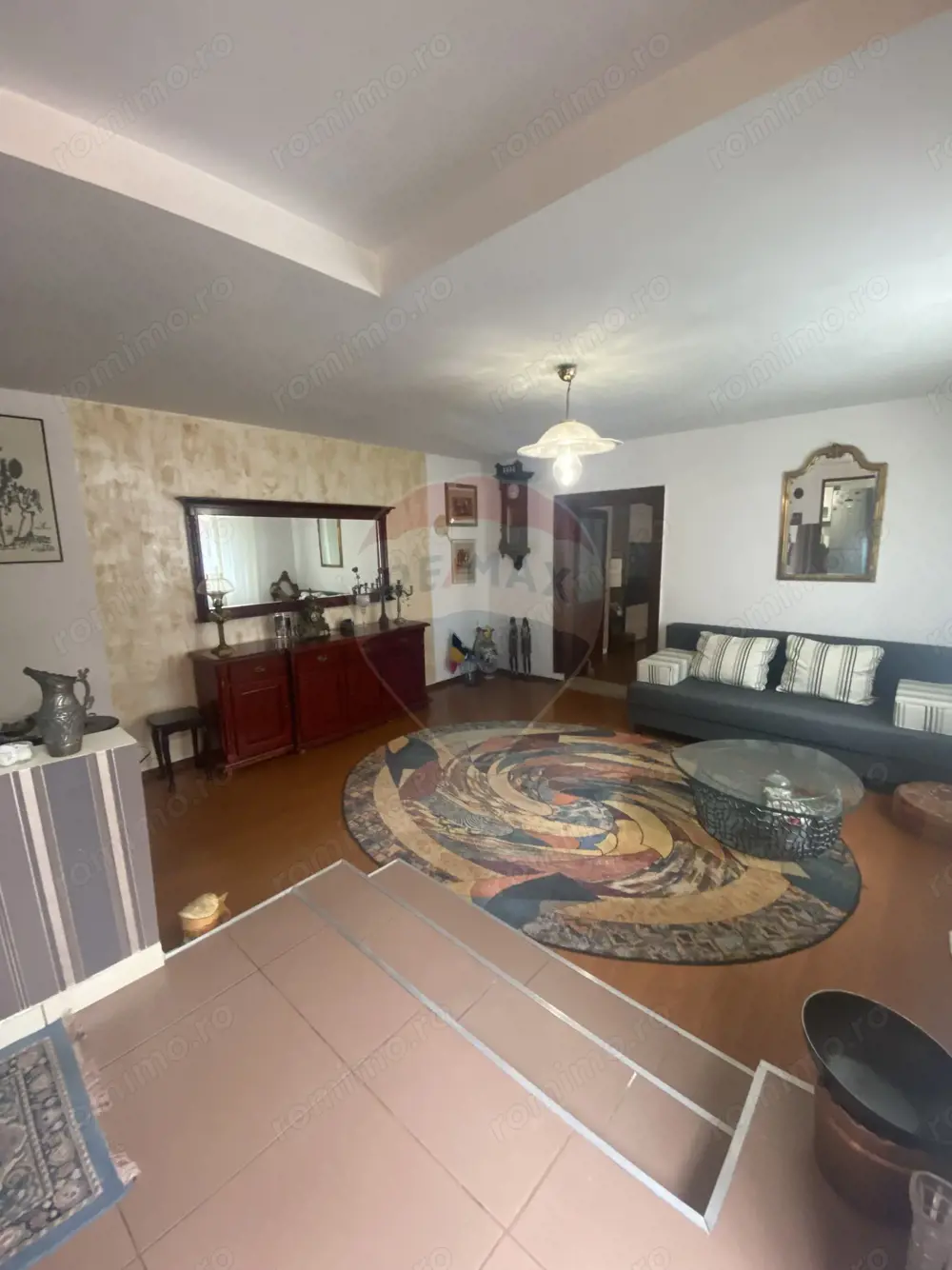 Casă în cartierul După Zid, curte comuna