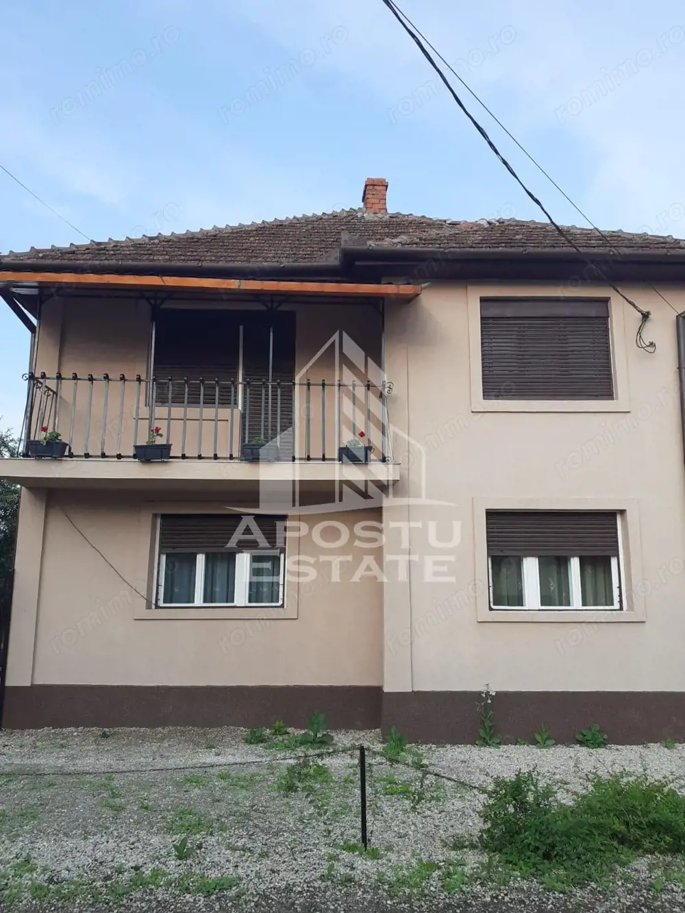 Casa individuala plus anexa, zona centrala in Faget