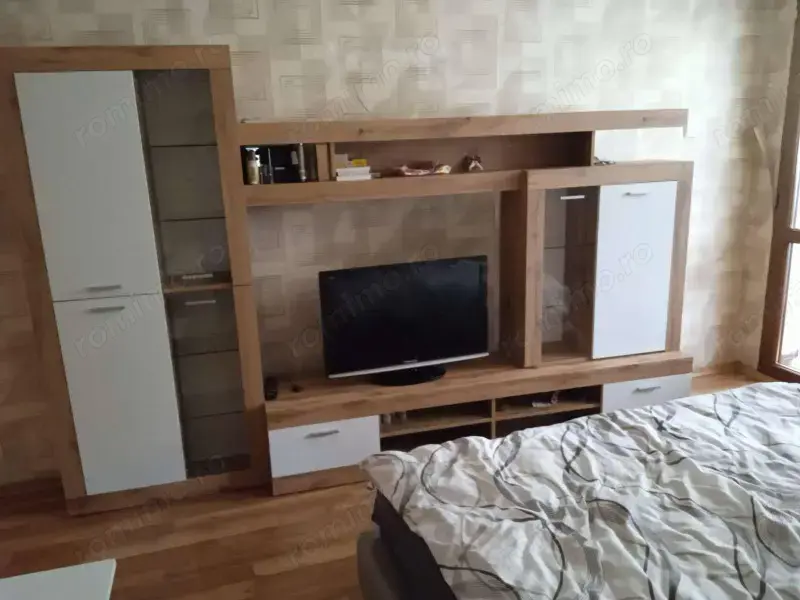 Apartament cu o camera de inchiriat in zona Aradului