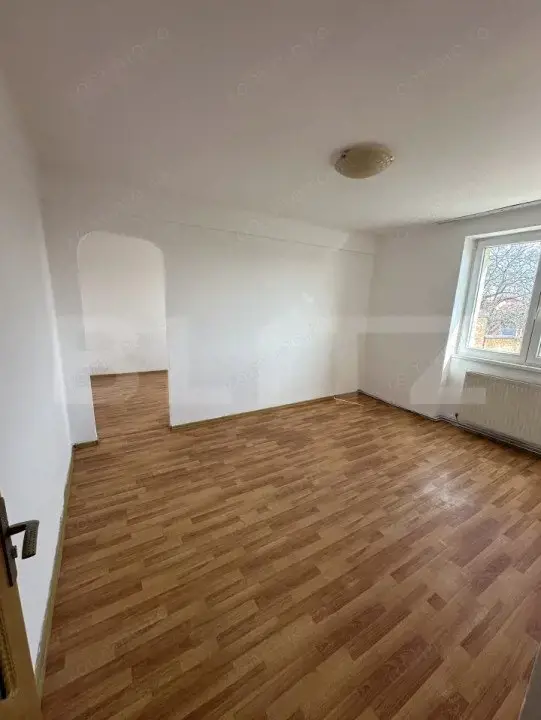 Apartament cu 2 camere, 38 mp utili, zona Vasile Lucaciu