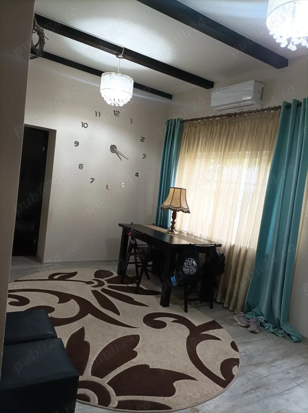 Vând casa Moara Nica