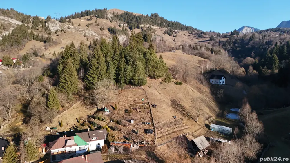 Vand teren intravilon culoaru Rucar-Bran comuna Dambovicioara.