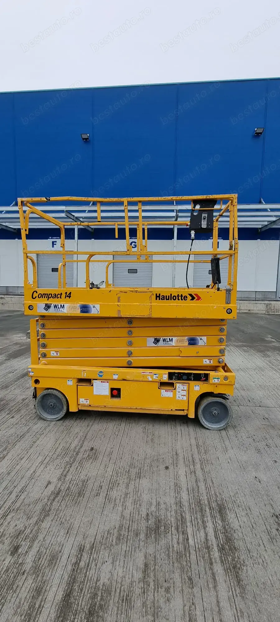 Haulotte Compact 14, nacelă foarfecă electrică, an fabricație 2020