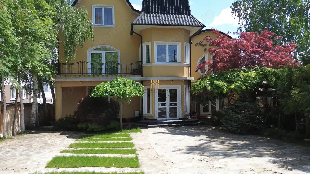 Cladire 9 camere! In oras Suceava! De vanzare! 0727817187 Cladire 9 camere! In oras Suceava! De vanzare! 0727817187