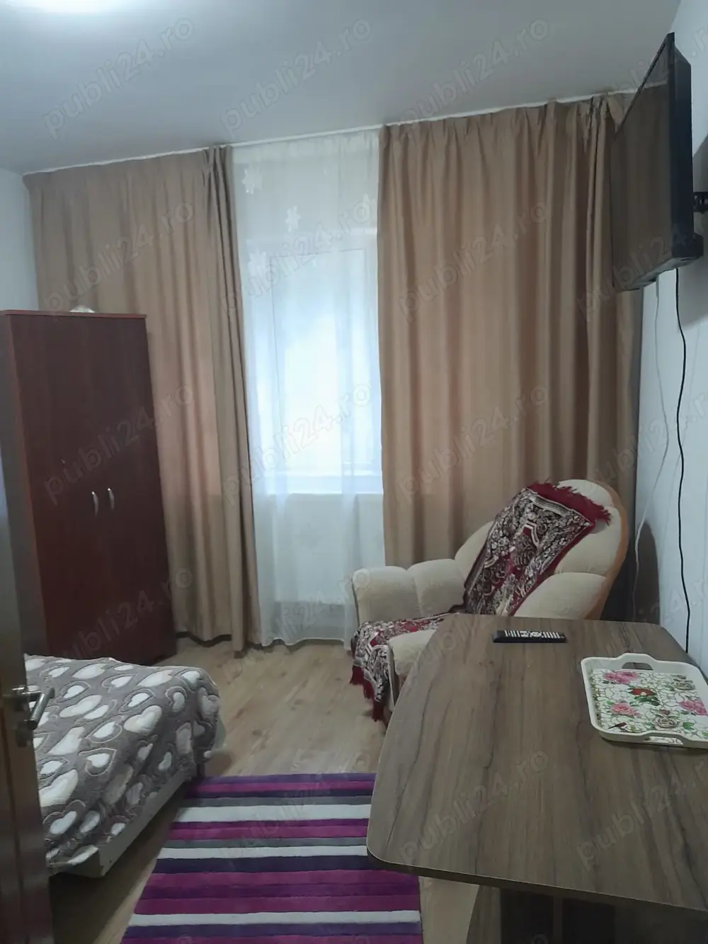 Inchiriez in regim hotelier apartament cu 2 camere Inchiriez in regim hotelier apartament cu 2 camere