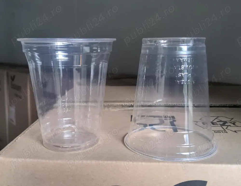 Pahare plastic  de 300  ml   pentru bauturi reci 