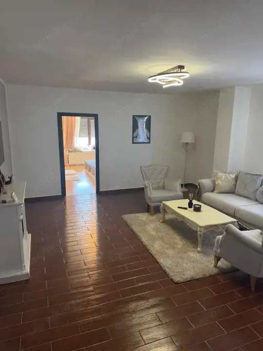 Apartament modern, 100mp locuibili ,  Siret