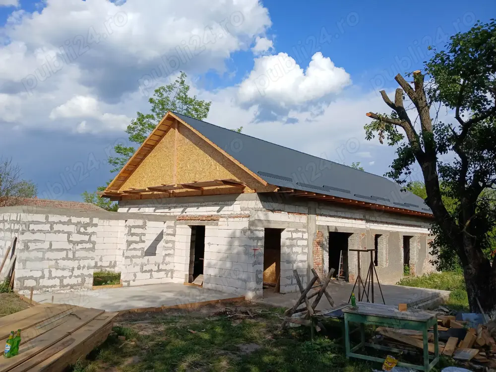 Casa in constructie de vanzare