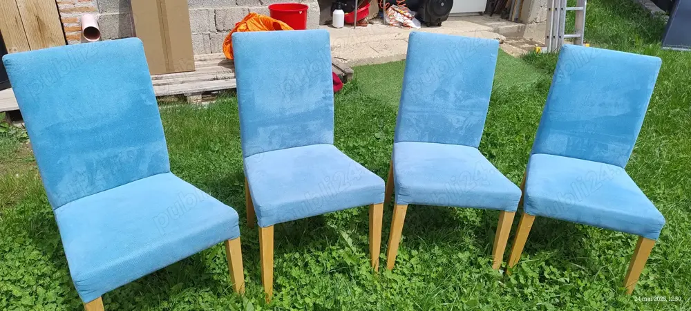 Scaune tapițate din lemn 