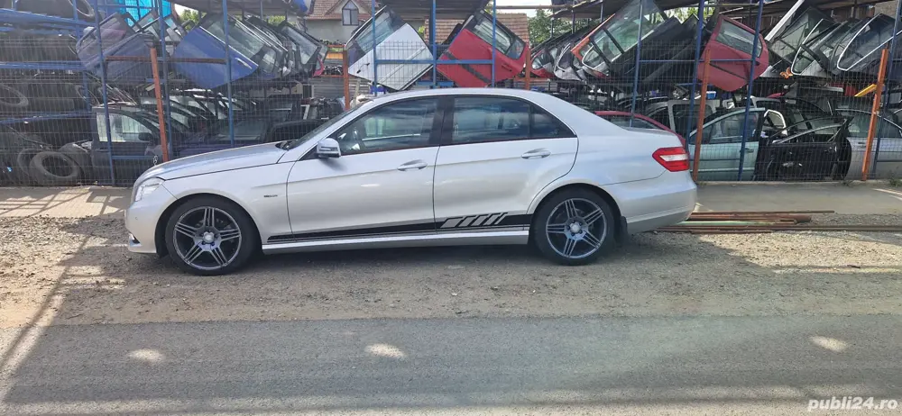 Dezmembrez Mercedes E Classe 220 cdi an 2011 automatic