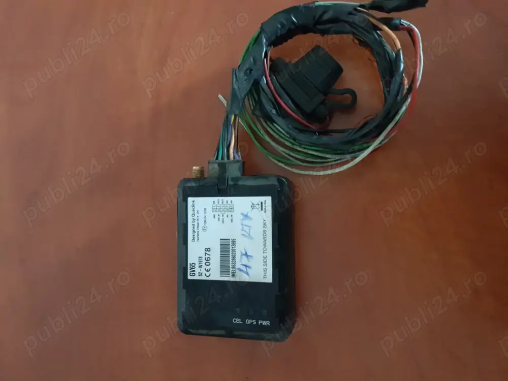 Vand 25 bucati GPS folosite la o flota taxi.