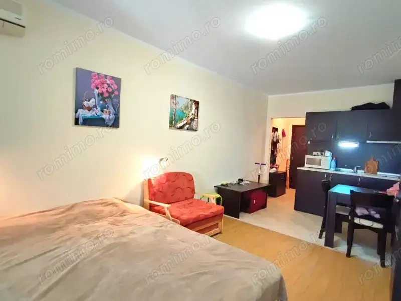 Garsoniera de vanzare Modern 