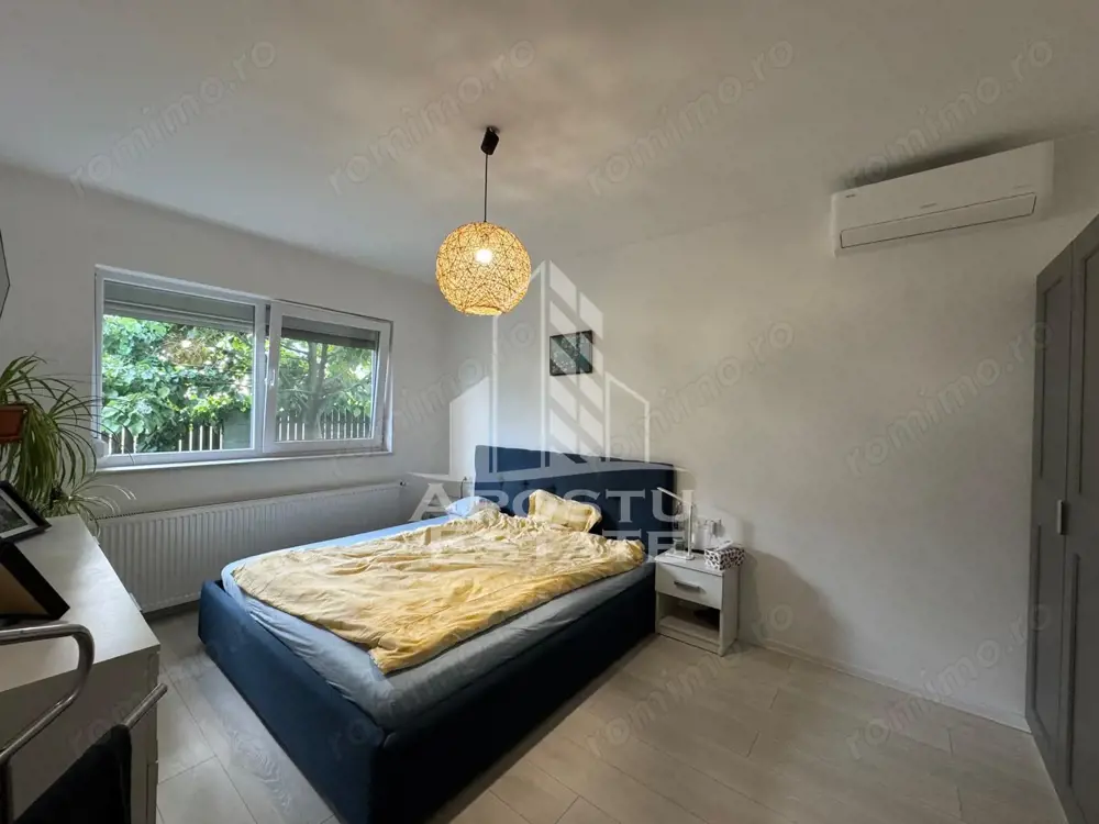 Casa individuala cu 4 camere, teren 700 mp, Mosnita Veche. pod generos