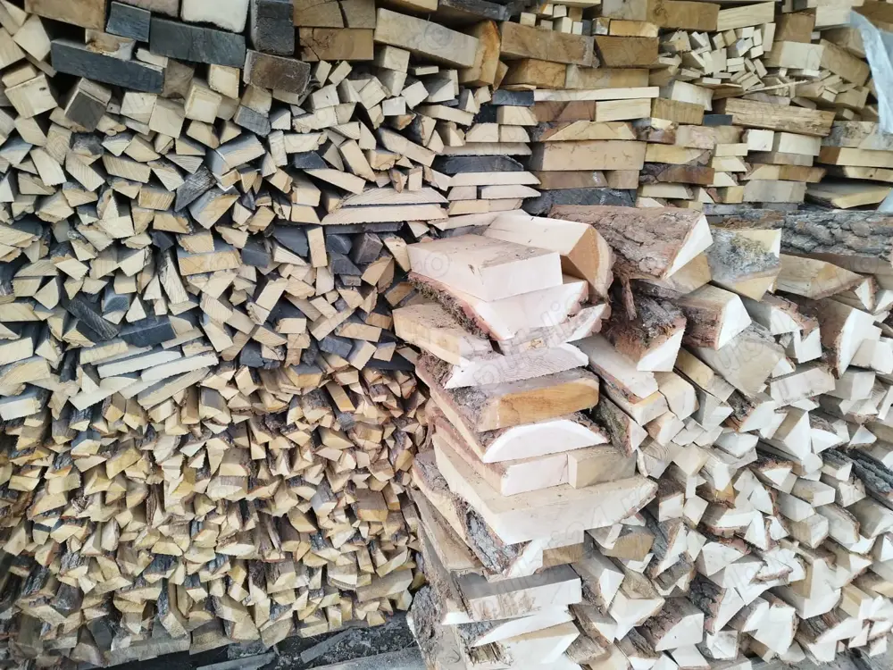 resturi lemn esenta tare ; rumegus afumatoare