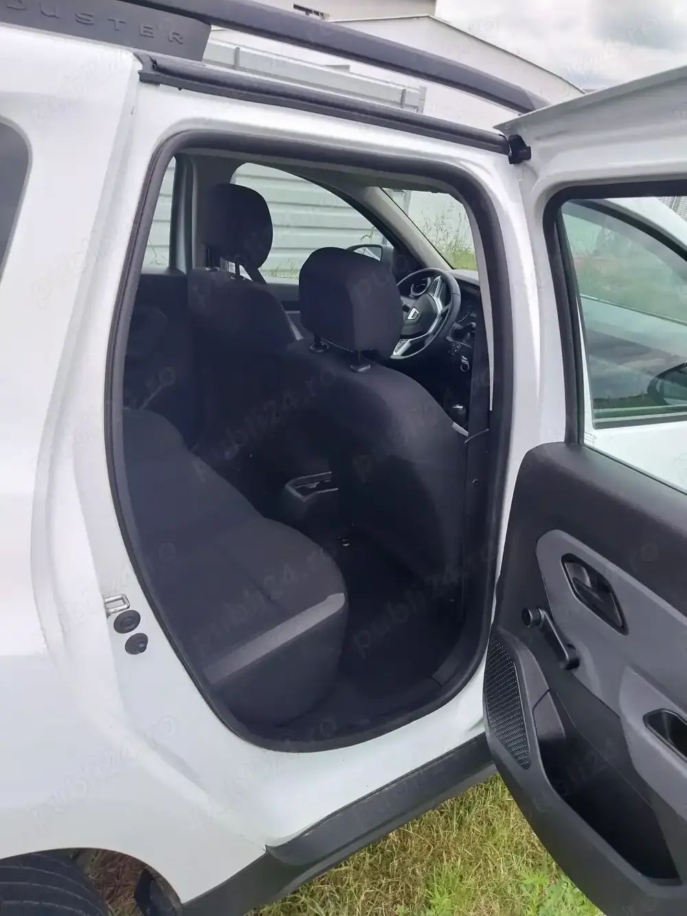 Vând Dacia Duster 2019
