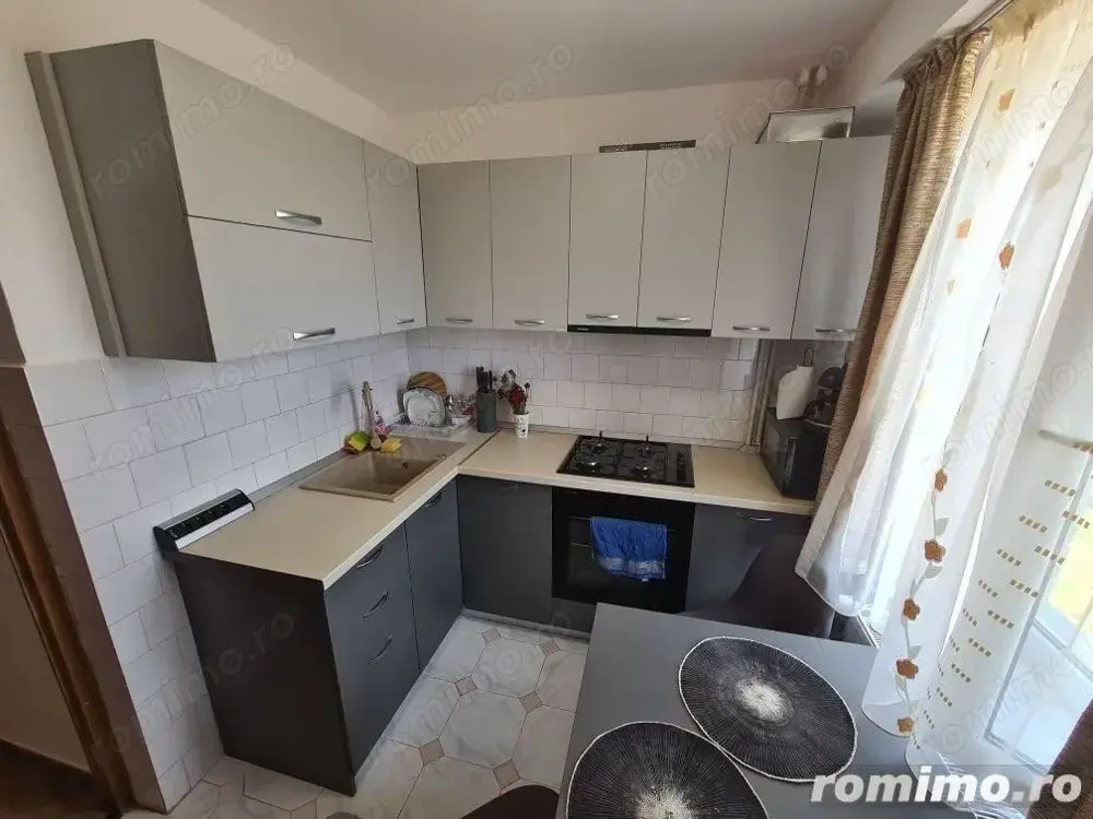 Apartament decomandat - zona Modern 