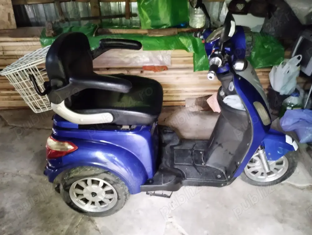 Vanzare tricicleta electrică