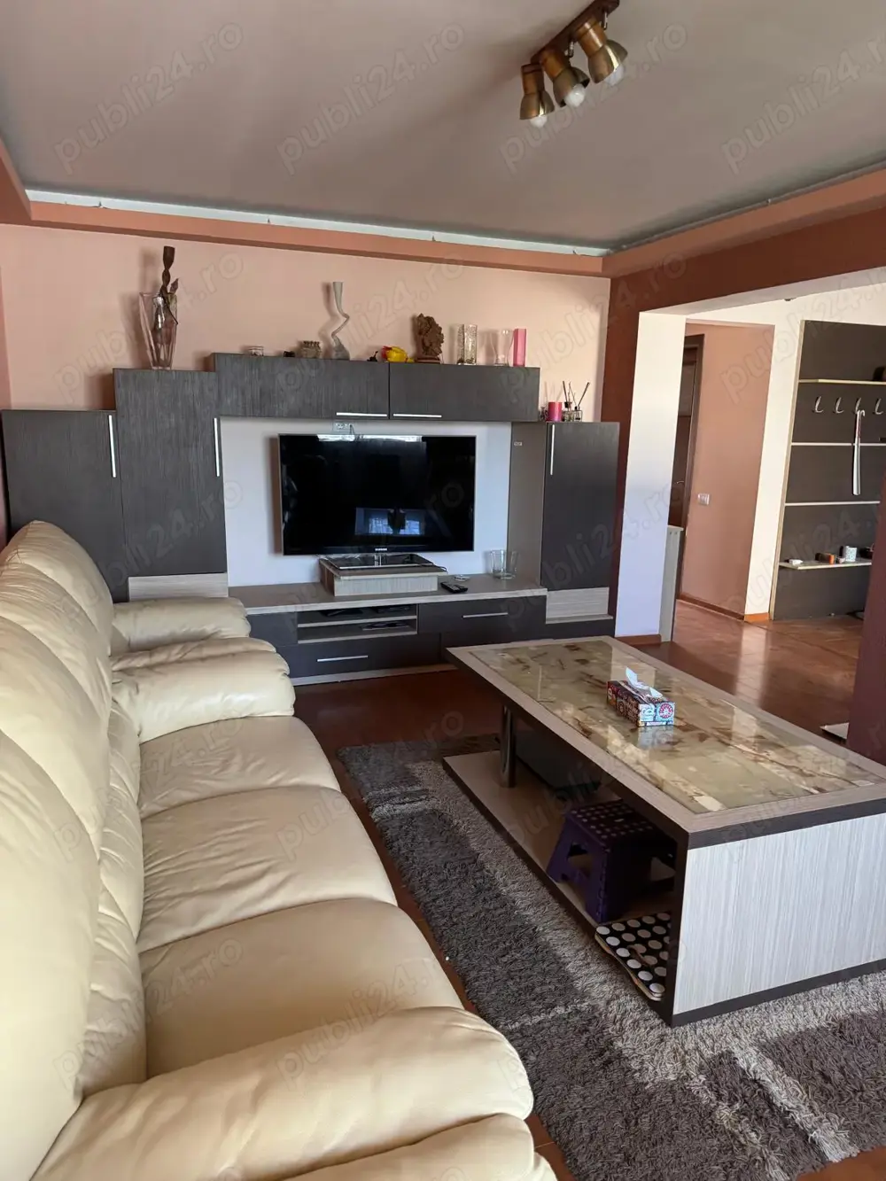  Apartament 3 camere, zona Nord, Calea lui Traian