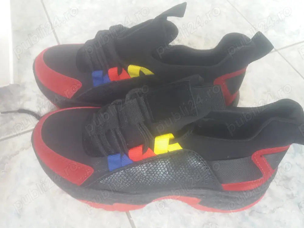 Vand adidasi nr 36 unisex noi usori comozi