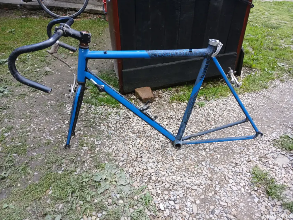 Cadru cursieră+Accesorii Etrieri Mtb Frâne Magura, hidraulice