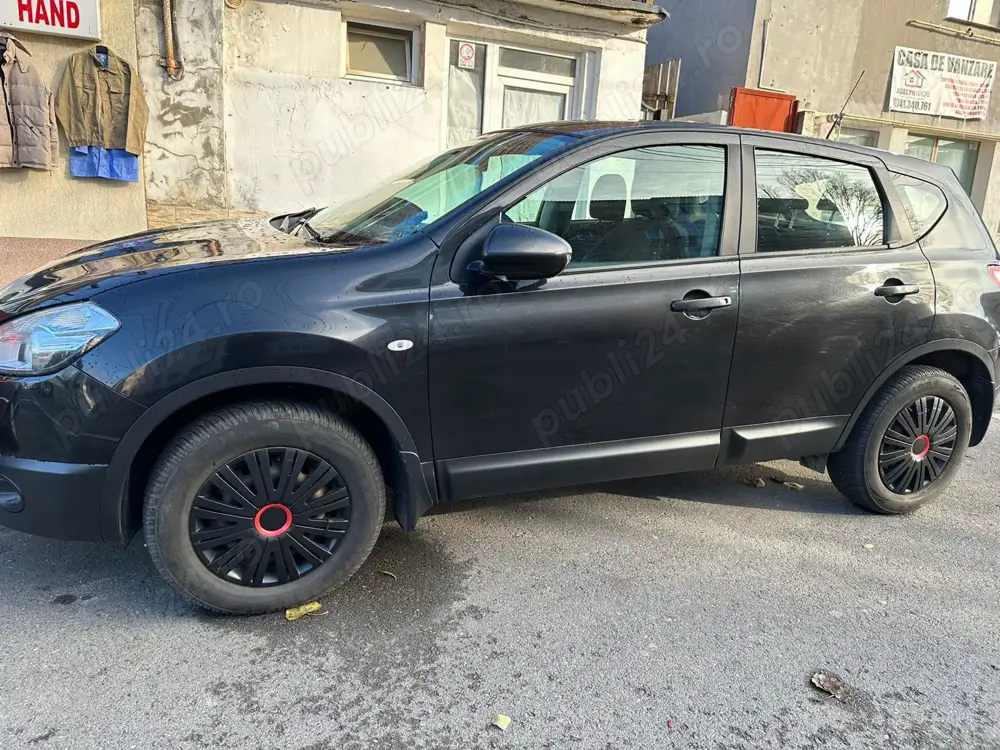 Vand masina Nissan Qashqai