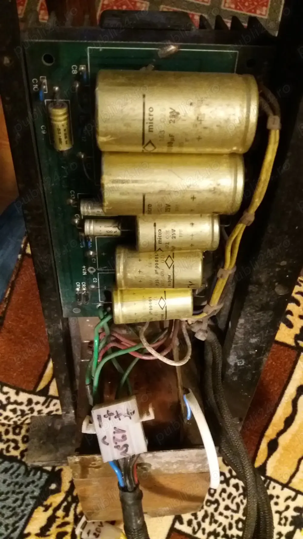 Sursa alimentare 12 volti de putere stabilizata