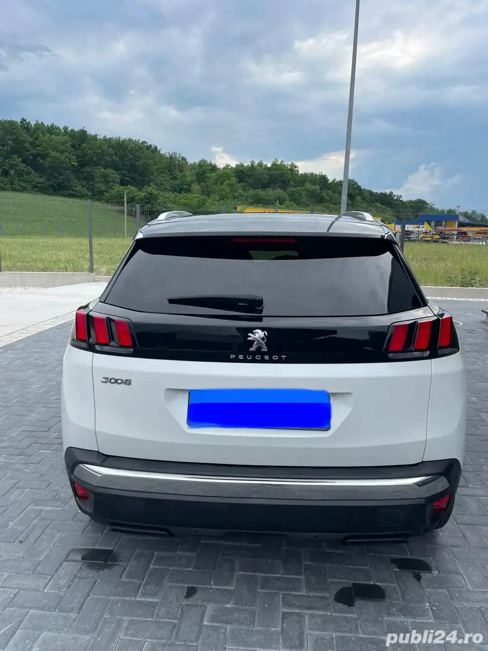 Vind Peugeut 3008,sau scimb cu teren in imprejurimile mun Iasi