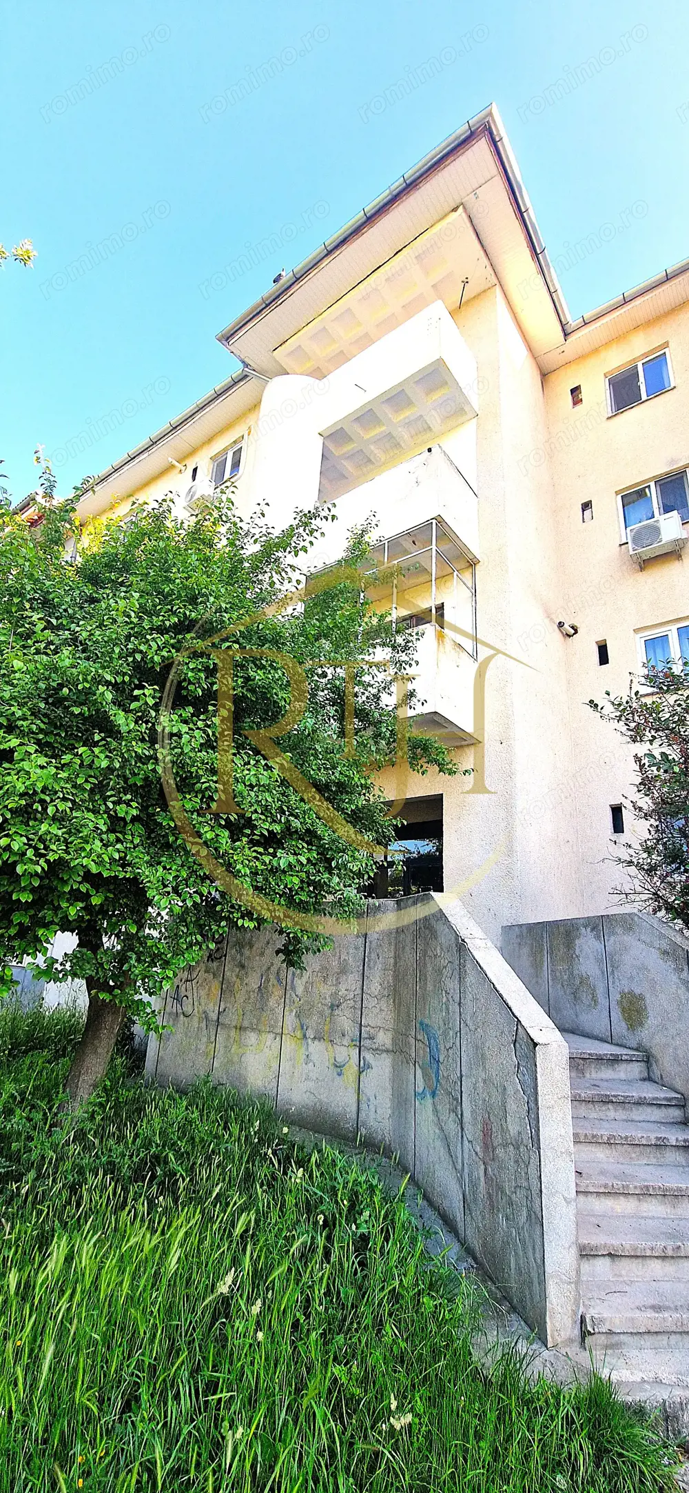 Vand apartament 2 camere,zona linistita cu mult spatiu verde ,0 Comision