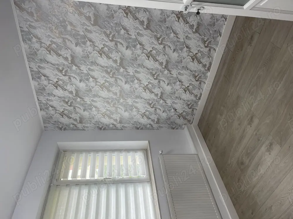 Căutăm colegă în salon