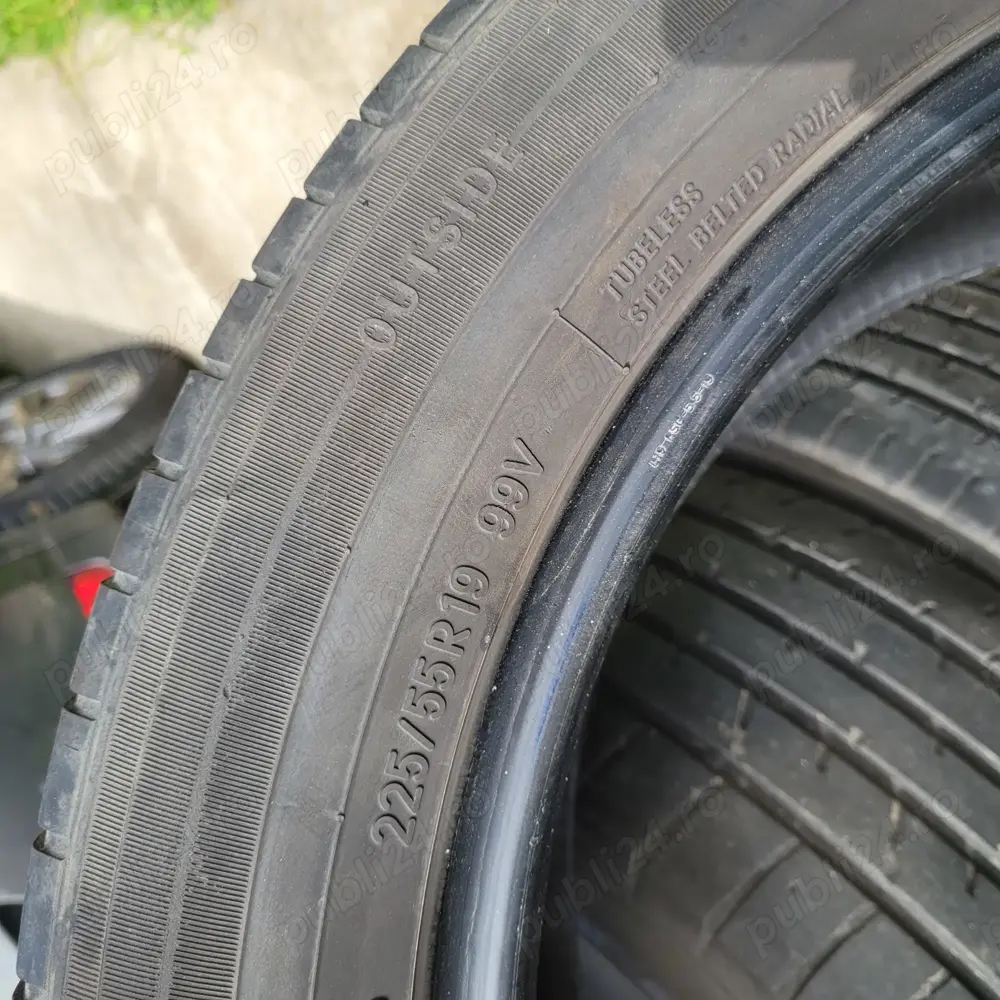 Anvelope vara 225/55 R19 V TOYO