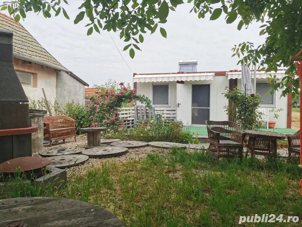 vand proprietate loc. Turnu cu teren de aprox. 2000mp