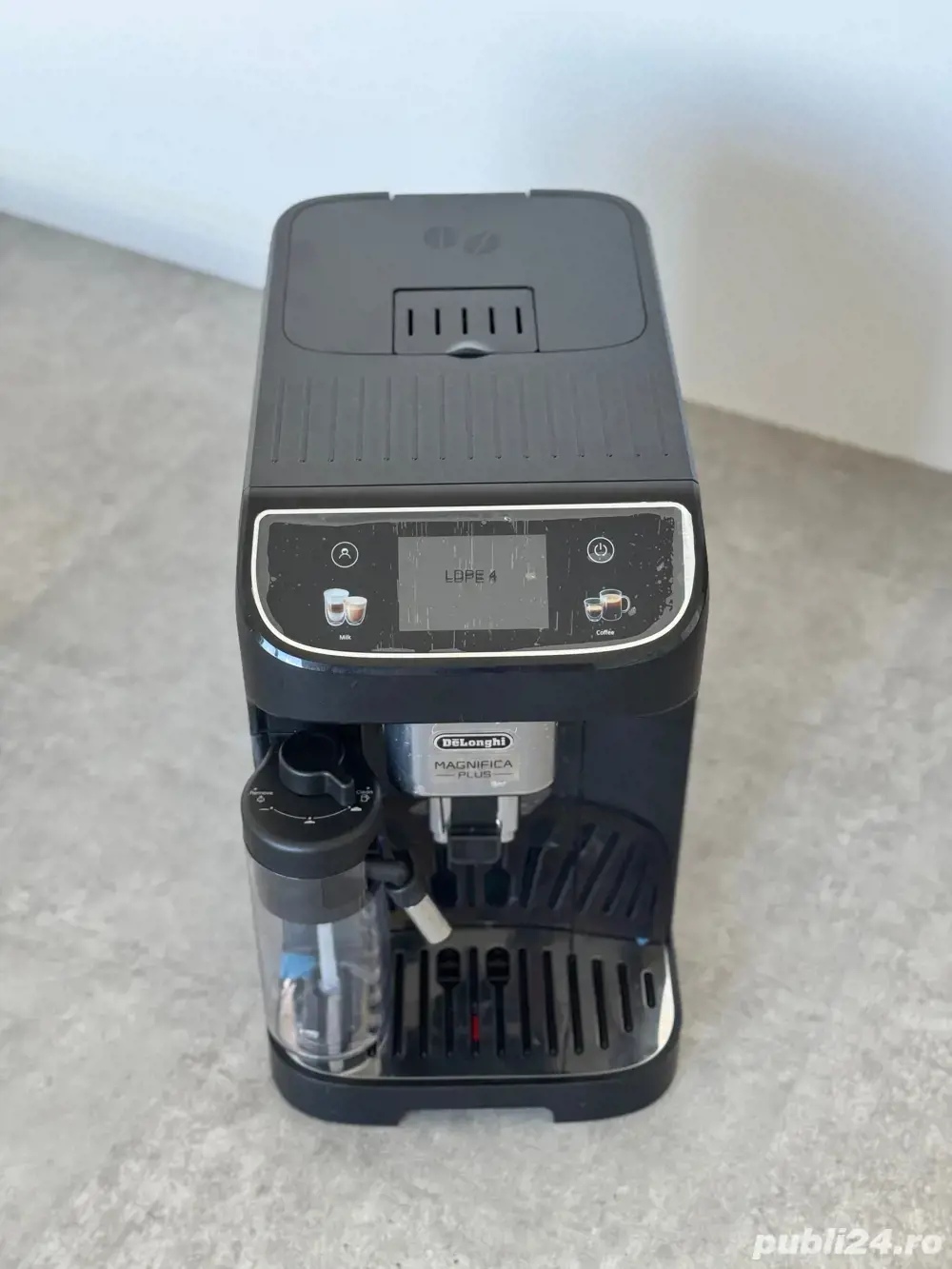 Vand Espressor Automat Cafea DeLonghi Magnifica Plus Carafa Lapte Cappucinno Negru Expresor Cafea '