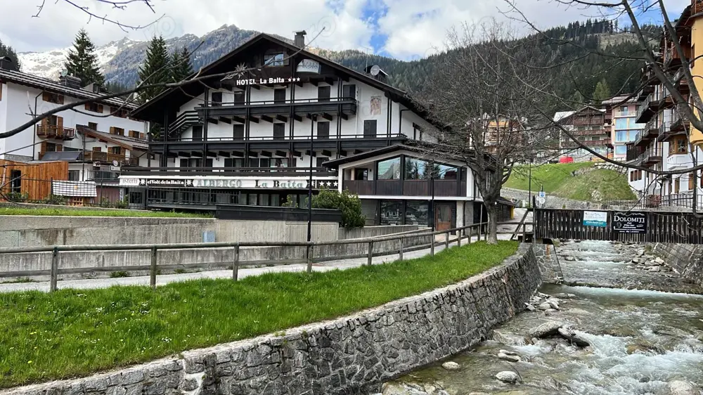 Cartisoara Transfagarasan, Balea Cascada, Vama Cucului   Cartisoara Transfagarasan, Balea Cascada, Vama Cucului