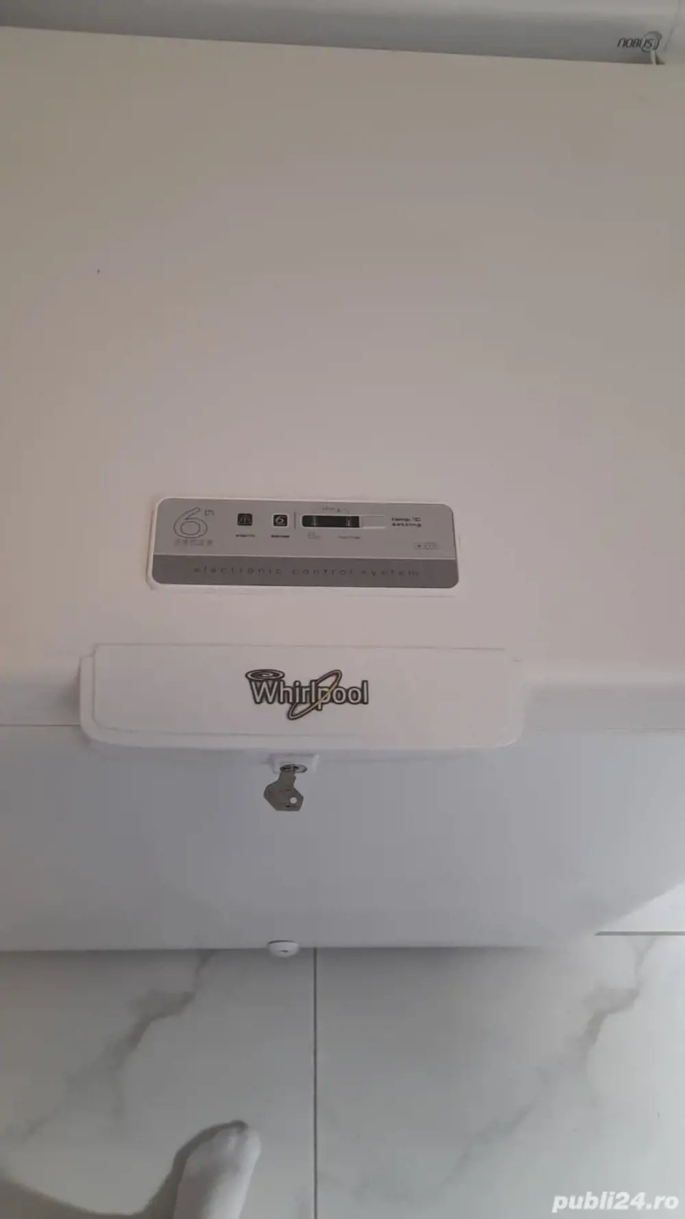 conbina frigorifică 204 litri