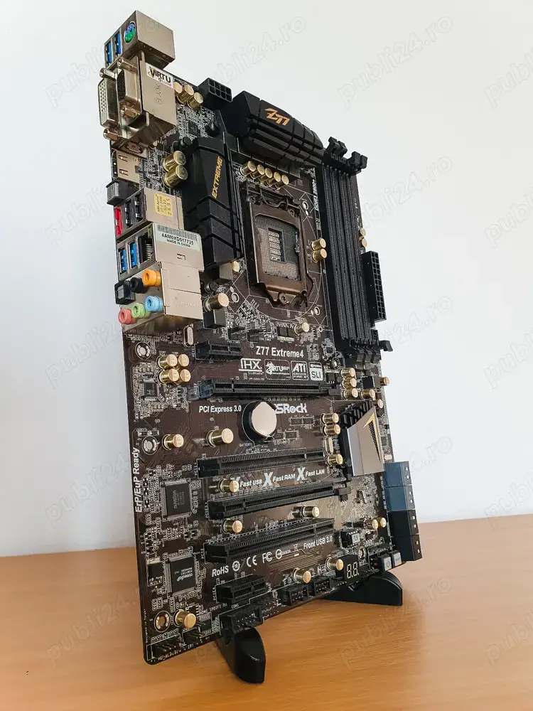 Placa de Baza ASRock Z77 Extreme4 | Defecta