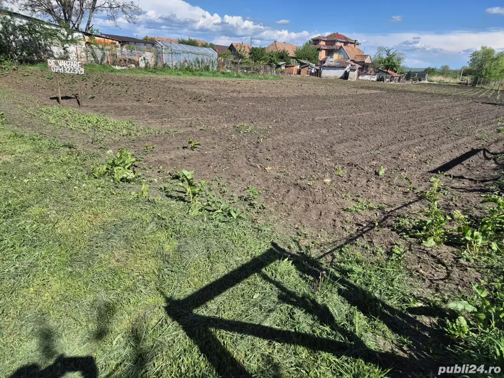 Vand parcele de teren intravilan in Iernut