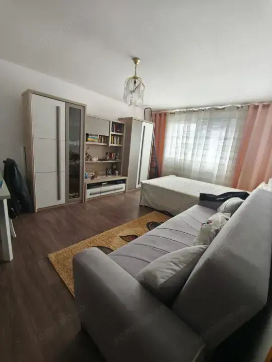 Apartament 2 camere, 49 mp, decomandat, Siret