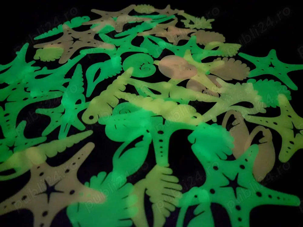 Set 48 stickere fosforescente colorate camera copii