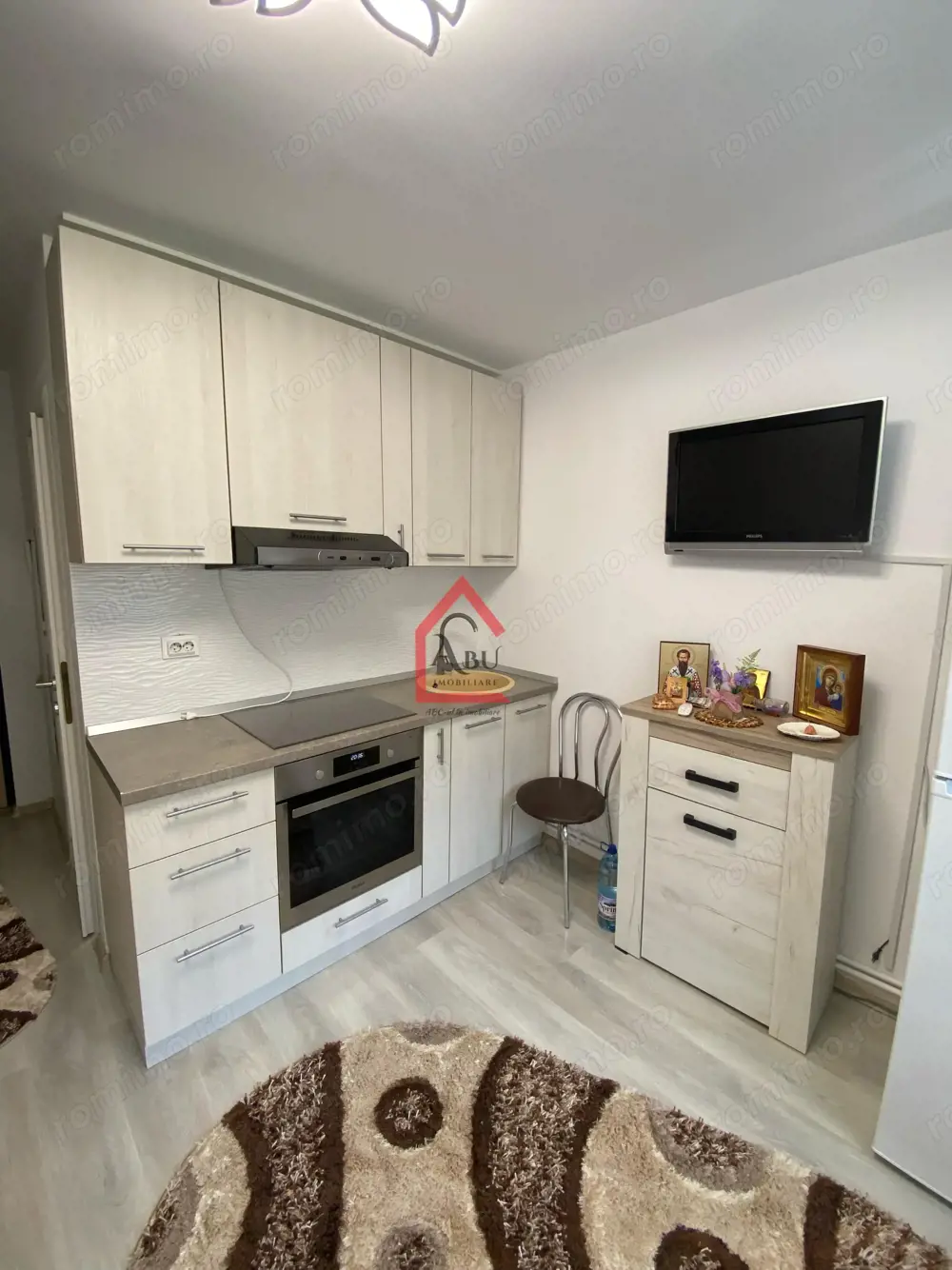 Garsonieră, mobilată și utilată, totul nou