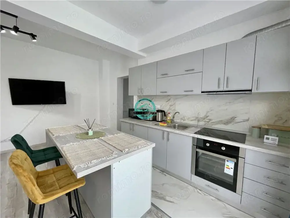 Apartament cu 2 camere de vanzare, openspace, bloc nou, in Centru