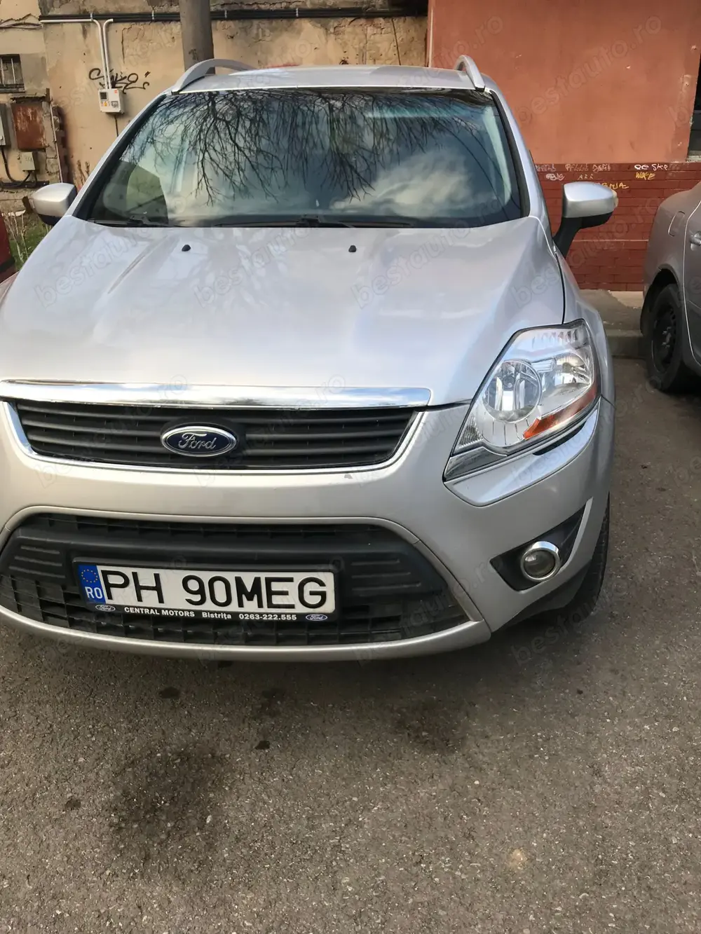 Vand Ford Kuga 2011