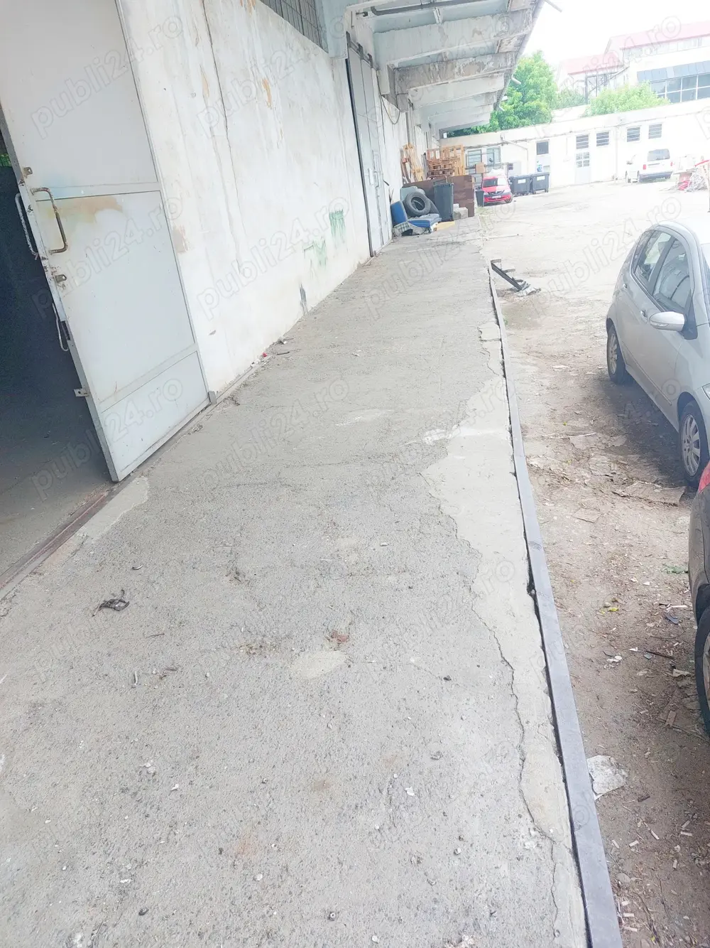 Hala stocare de 280 de mp. situata la granita de sud a orasului timisoara