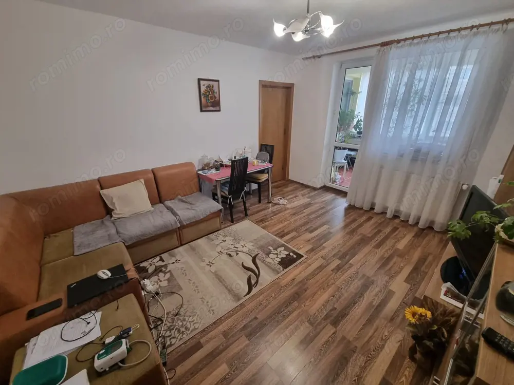 Faleza nord-apartament 4 camere et 1 cu gaze