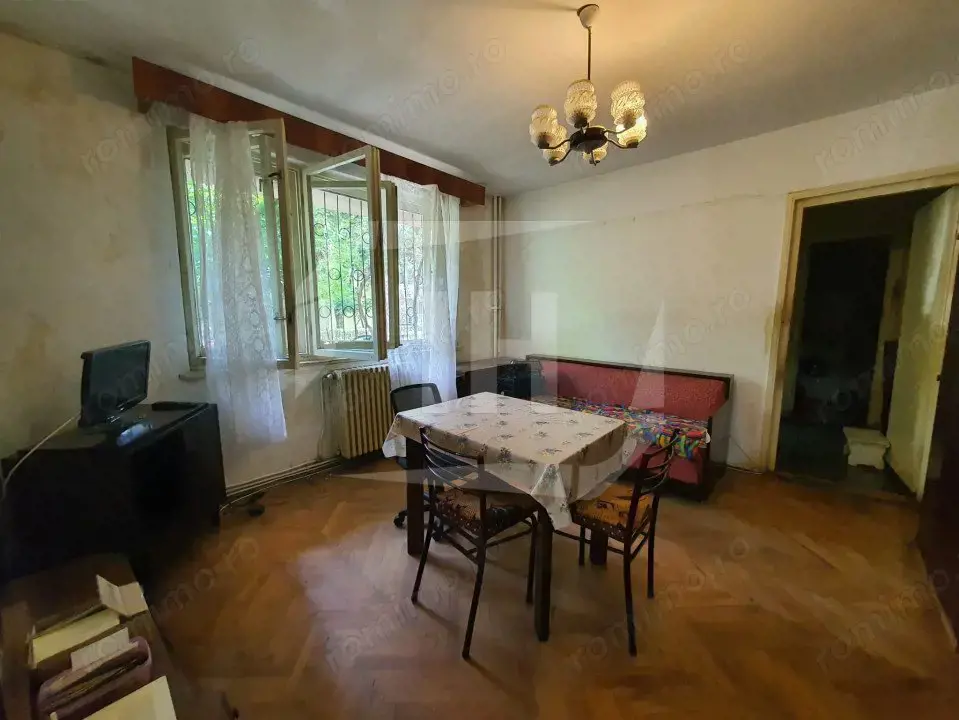 Apartament cu 2 camere, zona Hotel Royal Apartament cu 2 camere, zona Hotel Royal