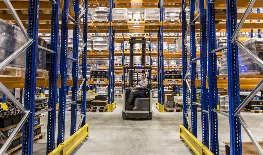 Stivuitorist Pipera - 3500 net + 800 tichete